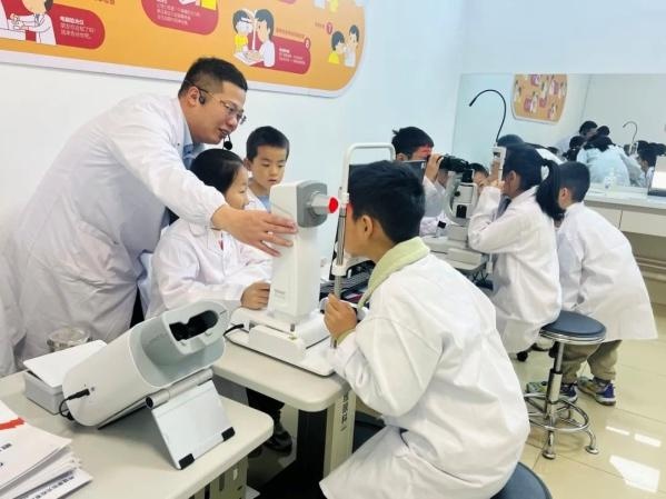 惊！邹平11月23日这场公益活动，让孩子变身小医生学护眼知识  第2张