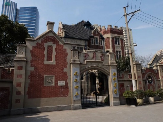 惊!长宁区少年宫内部开放,有超美草坪城堡可打卡 第4张 惊!长宁区少年宫内部开放,有超美草坪城堡可打卡 第4张