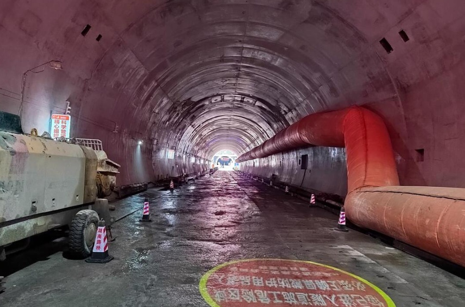 惊爆！湖南醴娄高速34.02公里路面工程收官，通车在望  第2张