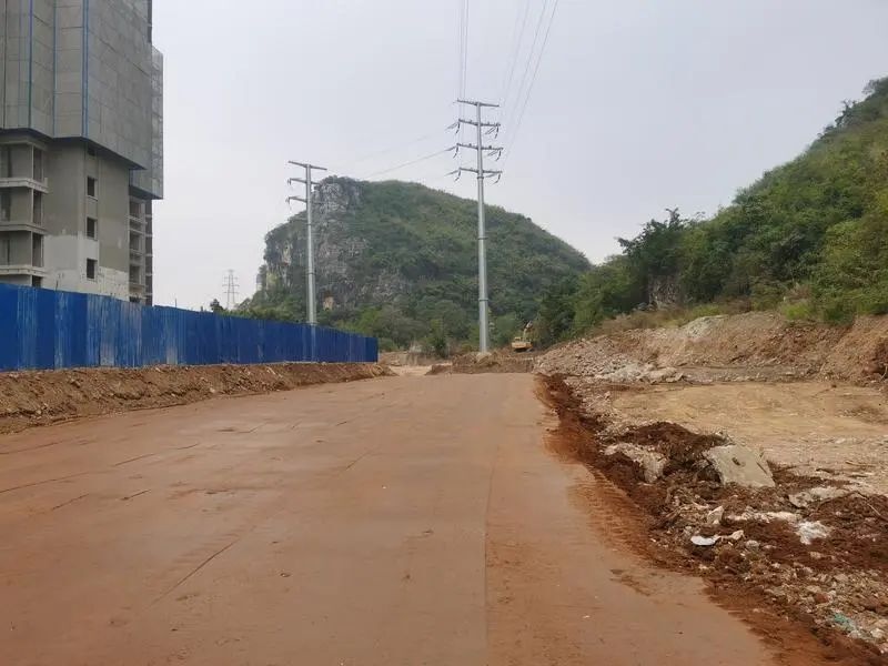 惊！城中区建发磐龙府北侧道路复工，3个月将畅通？  第2张