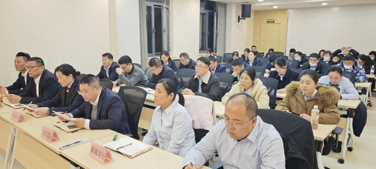 邮储银行蒙阴县支行实战演练：员工如何在火灾中自救与逃生？  第1张