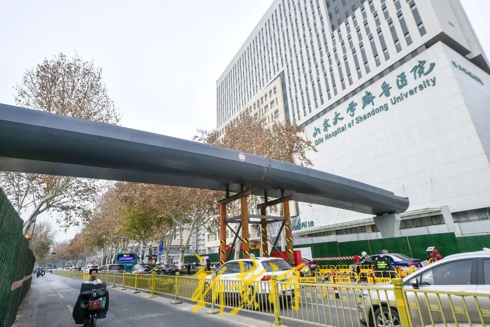 济南过街天桥家族再添新成员！齐鲁医院南门与趵突泉南路交叉口过街天桥规划曝光，交通便利再升级  第5张
