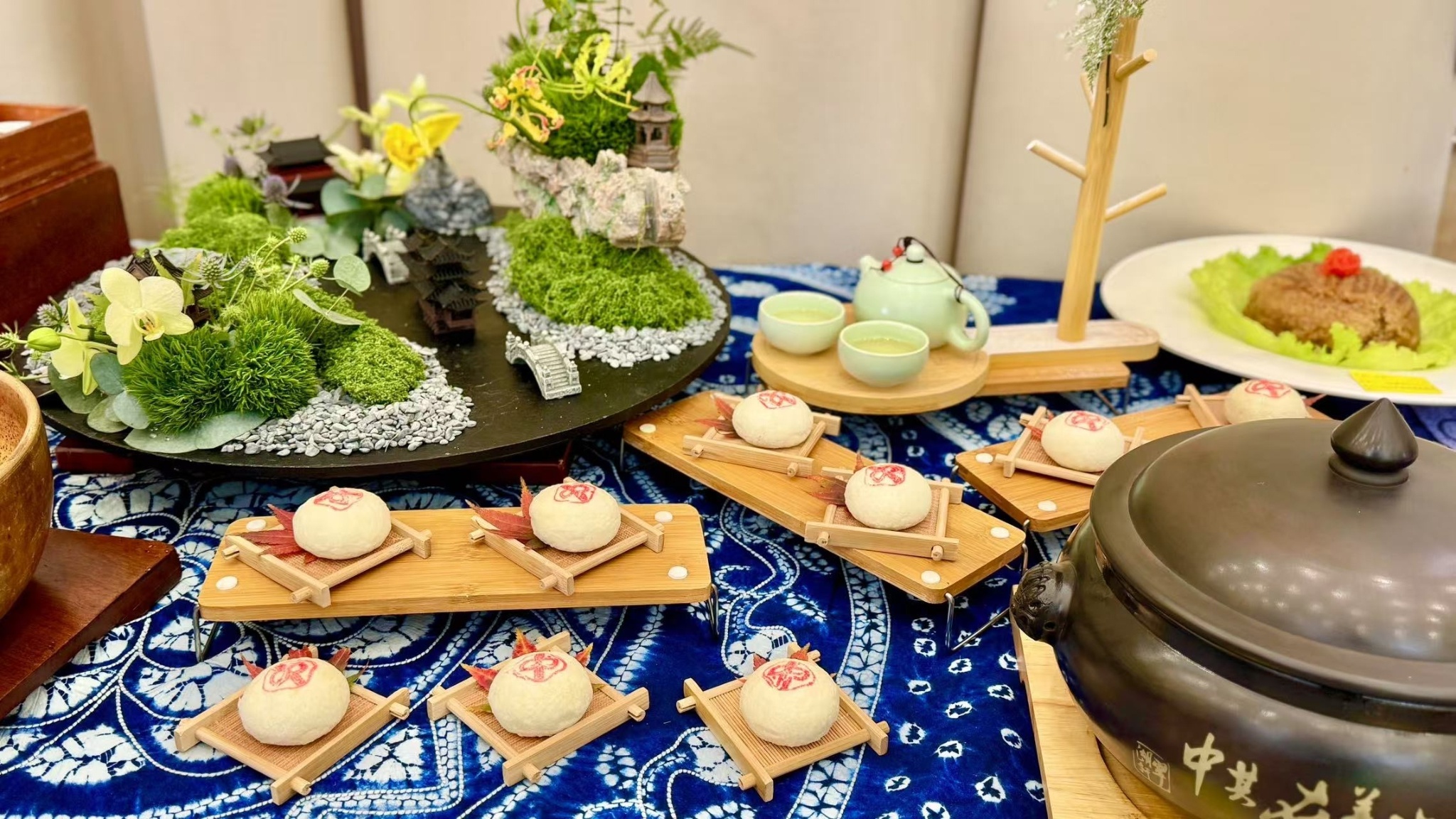 2024昆明餐饮盛宴：名菜、名小吃、名厨、名店评选揭晓，谁将问鼎春城美食之巅？  第2张