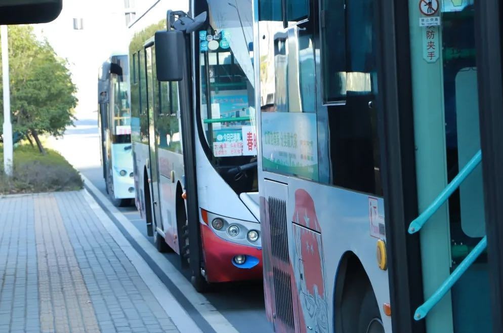 揭秘嘉善县智慧接送系统：6分钟搞定100辆车，家长接娃不再愁  第4张