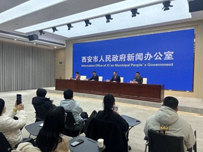 西安地铁8号线明日开通！环线时代来临，换乘之王如何改变城市交通？