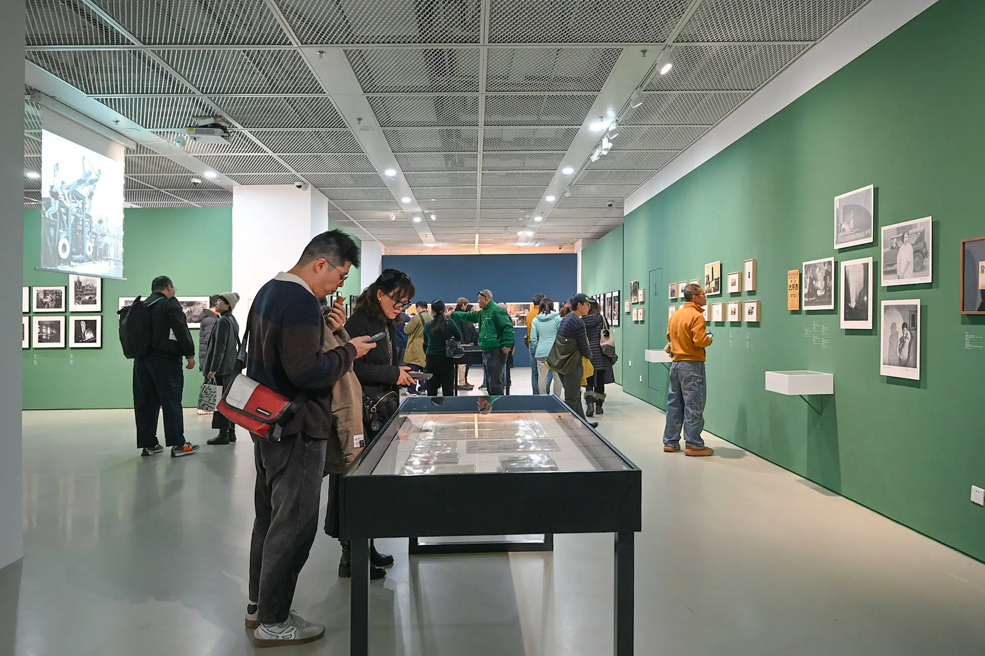 揭秘上海百年摄影史：35位摄影师作品带你穿越时空，感受都市变迁  第4张
