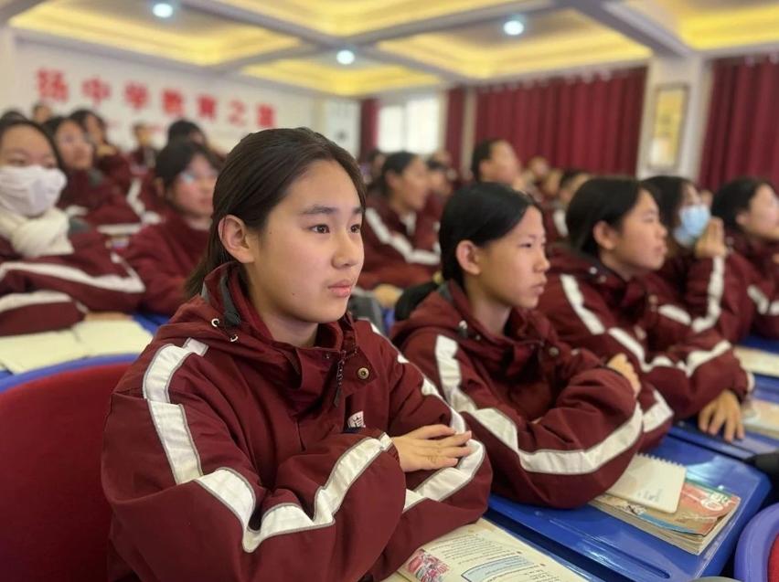 河北联邦外国语学校：学科趣味竞赛点燃学生智慧火花，谁将一枝独秀？  第4张