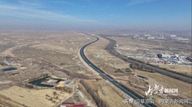 G5511查白音他拉至草高吐高速公路：冬日草原上的生命脉动，78公里改建背后的故事  第1张