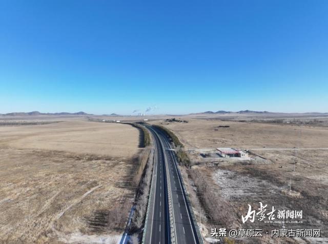 G5511查白音他拉至草高吐高速公路：冬日草原上的生命脉动，78公里改建背后的故事  第2张