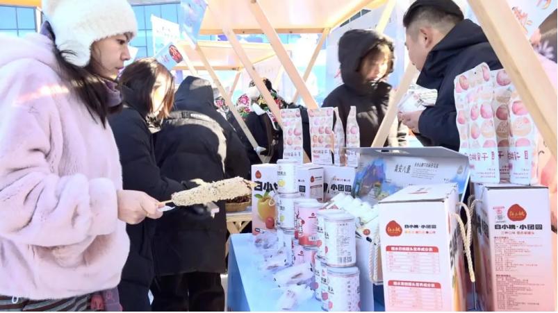 集安火盆街的秘密：一场舌尖上的冰雪奇缘，你敢来挑战吗？  第2张