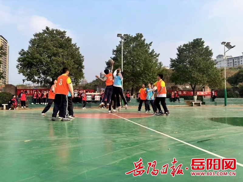 云溪区松杨湖学校如何用15分钟课间活动，让学生健康快乐成长？  第2张