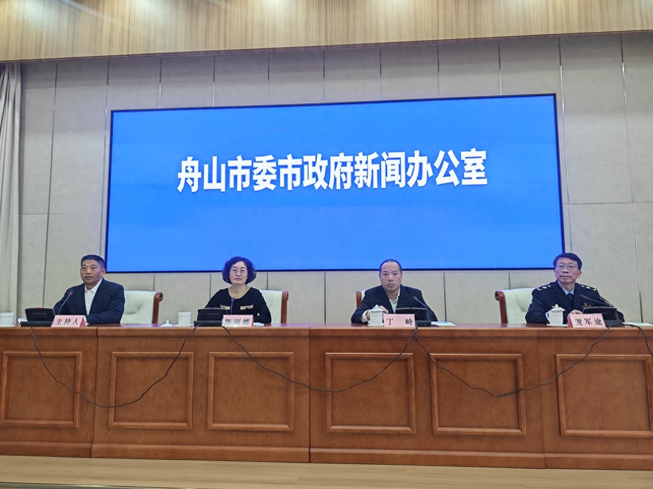 舟山市210台老旧电梯年底前全面更新，总投资0.4亿元，居民生活将迎来大改善  第1张