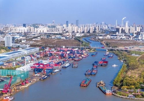 苏北运河施桥船闸年通过量突破3亿吨，连续11年超3亿吨，助力沿线四市经济腾飞  第2张