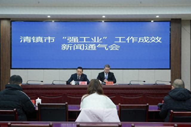 清镇市强力推进富矿精开，助力铝产业高质量发展，已勘查新增铝土矿7000万吨  第1张