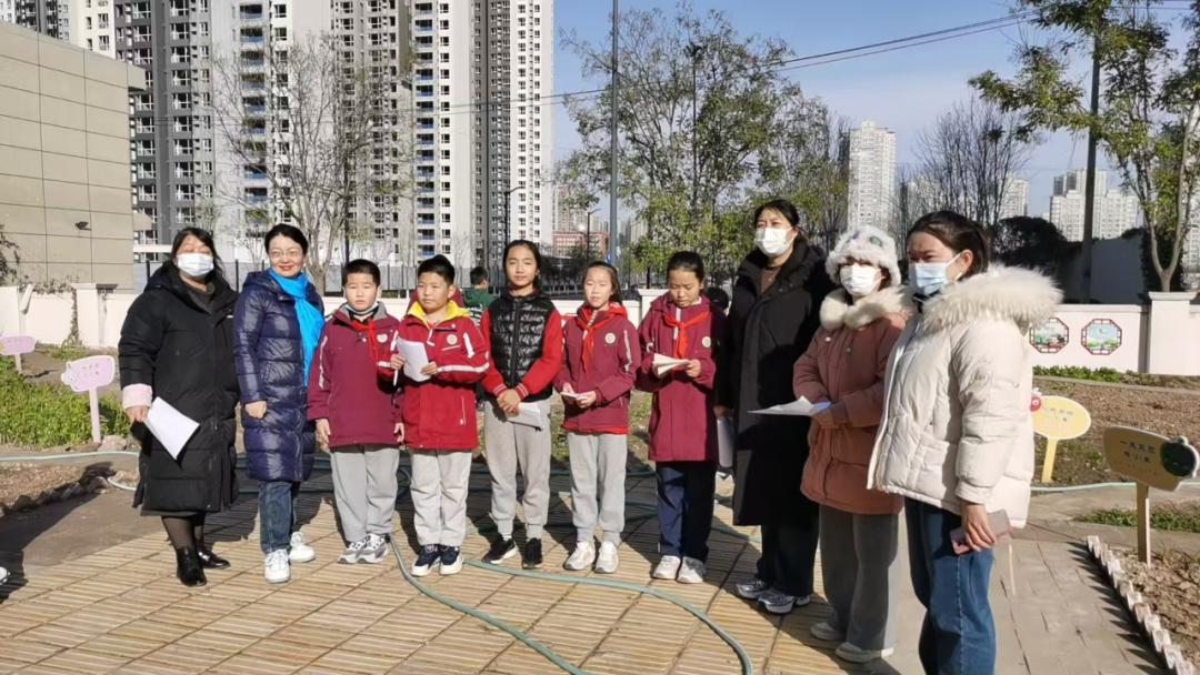 西安市未央区枣园小学：数学与劳动完美结合，孩子们在农垦园里开启数学探秘之旅  第9张