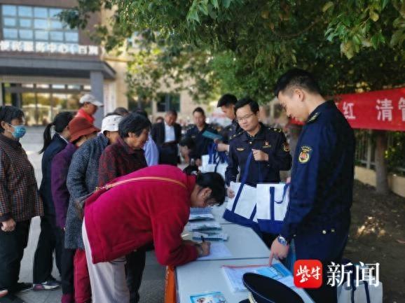 南京江北新区沿江街道综合执法大队开展宣传普法活动，你参加了吗？