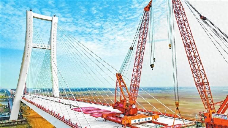 15.223km！黄河上最长公路桥主桥合龙，2025 年通车更进一步
