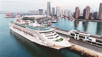 梦想号邮轮首航青岛，载运近 2000 名旅客，600 余名船员  第1张