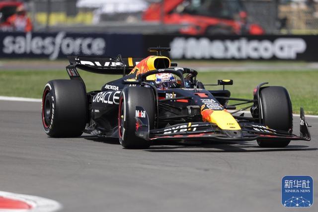 F1 墨西哥城大奖赛练习赛：红牛车队佩雷兹一骑绝尘  第8张