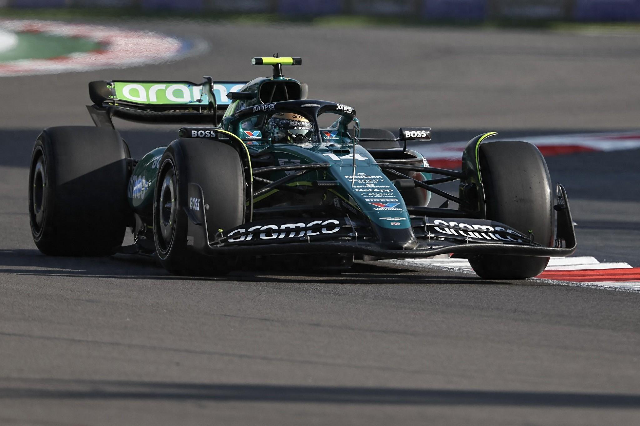 F1 墨西哥站！阿隆索迎来生涯 400 场里程碑，维斯塔潘、诺里斯上演火星撞地球  第1张