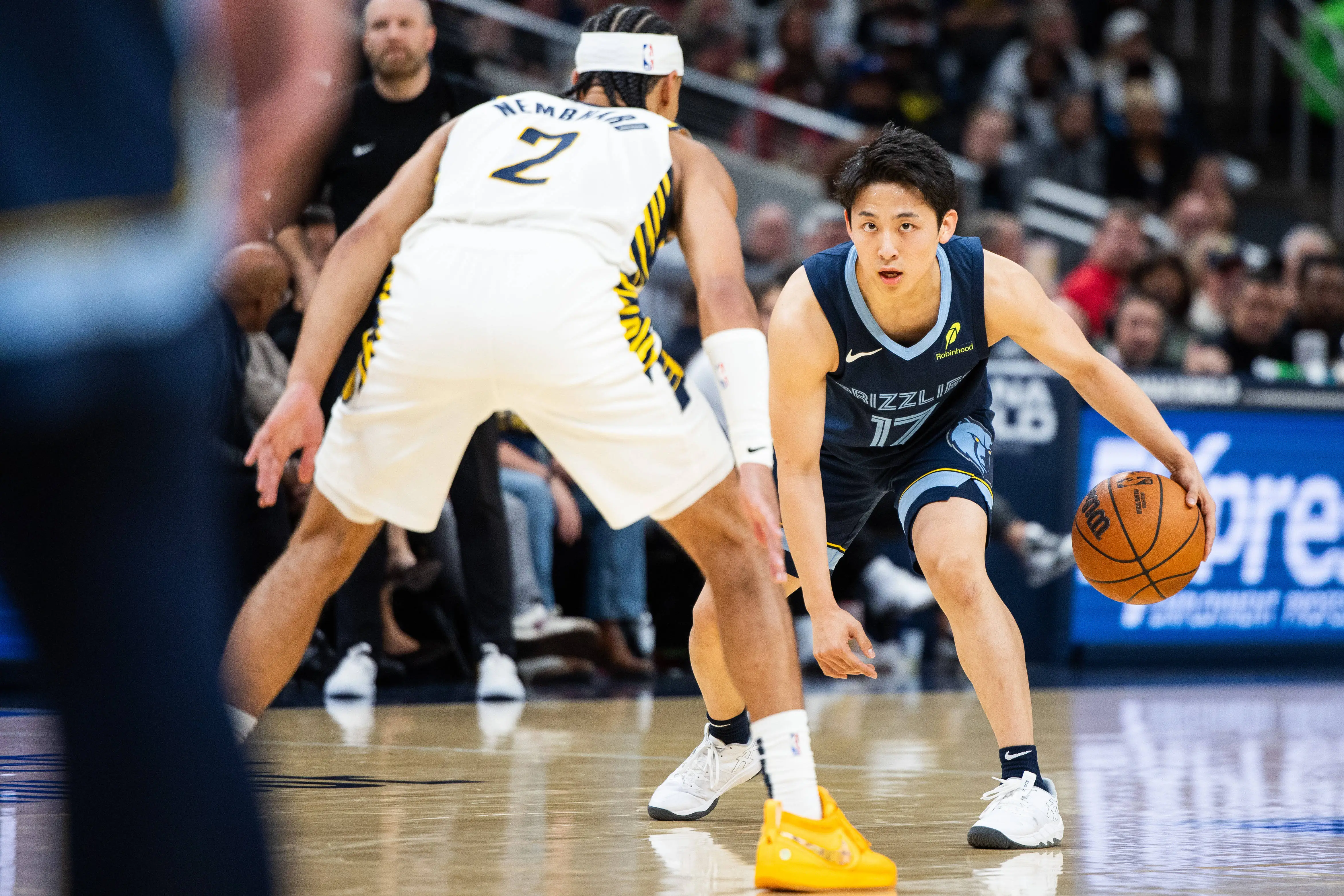 河村勇辉：比崔永熙迟一步拿合同，却更早登上 NBA 正赛舞台  第2张