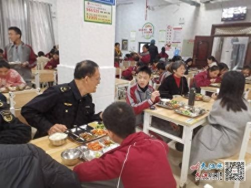 惊！东乡区多部门联合排查校园食品安全，究竟为何？  第1张