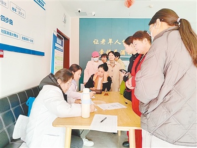 荥阳豫龙镇：义诊活动超丰富，女性健康大保障