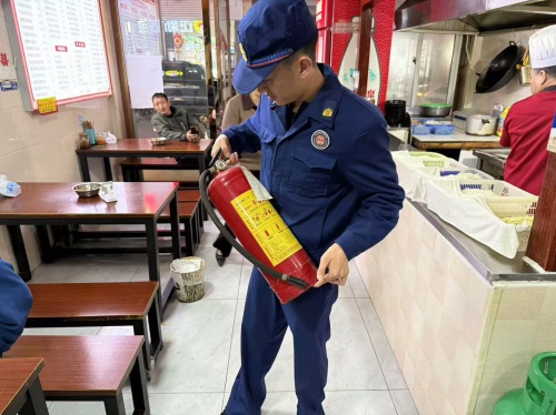 建德下涯镇消防站双管齐下防火患：厉害了  第2张