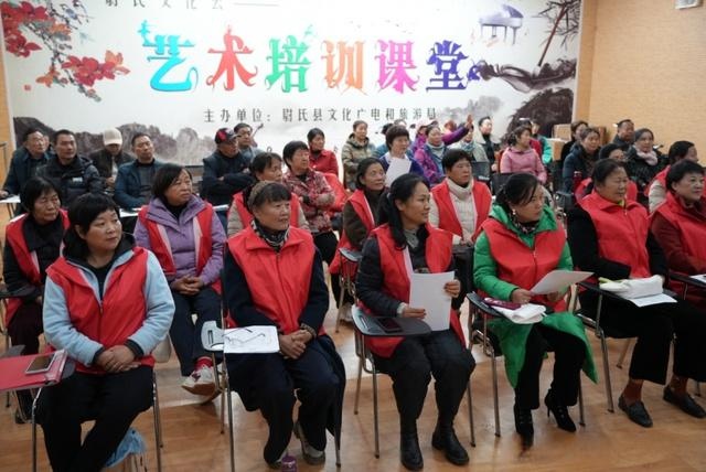 惊！尉氏县40多爱好者齐聚，学习发音书写要领  第3张