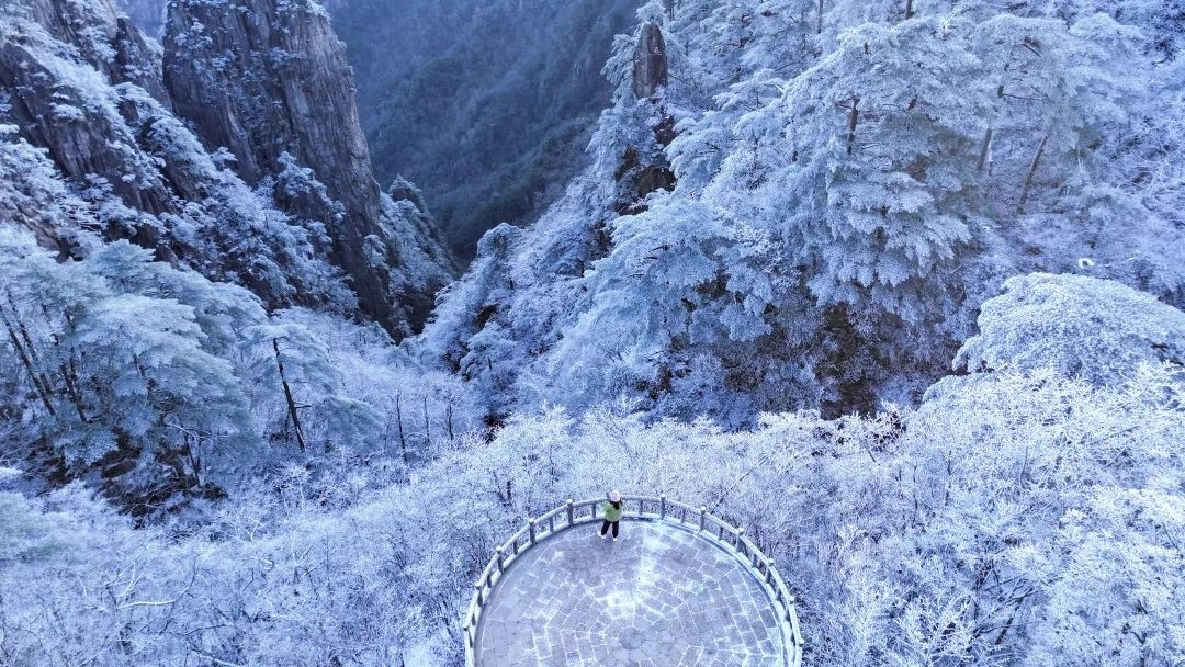 惊！黄山已迎今冬初雪，阜阳何时能下？暂无可能