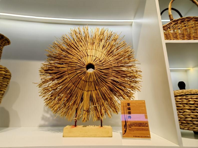 驻华使节亲临安徽，见证黄岗柳编非遗魅力与现代发展完美融合  第8张