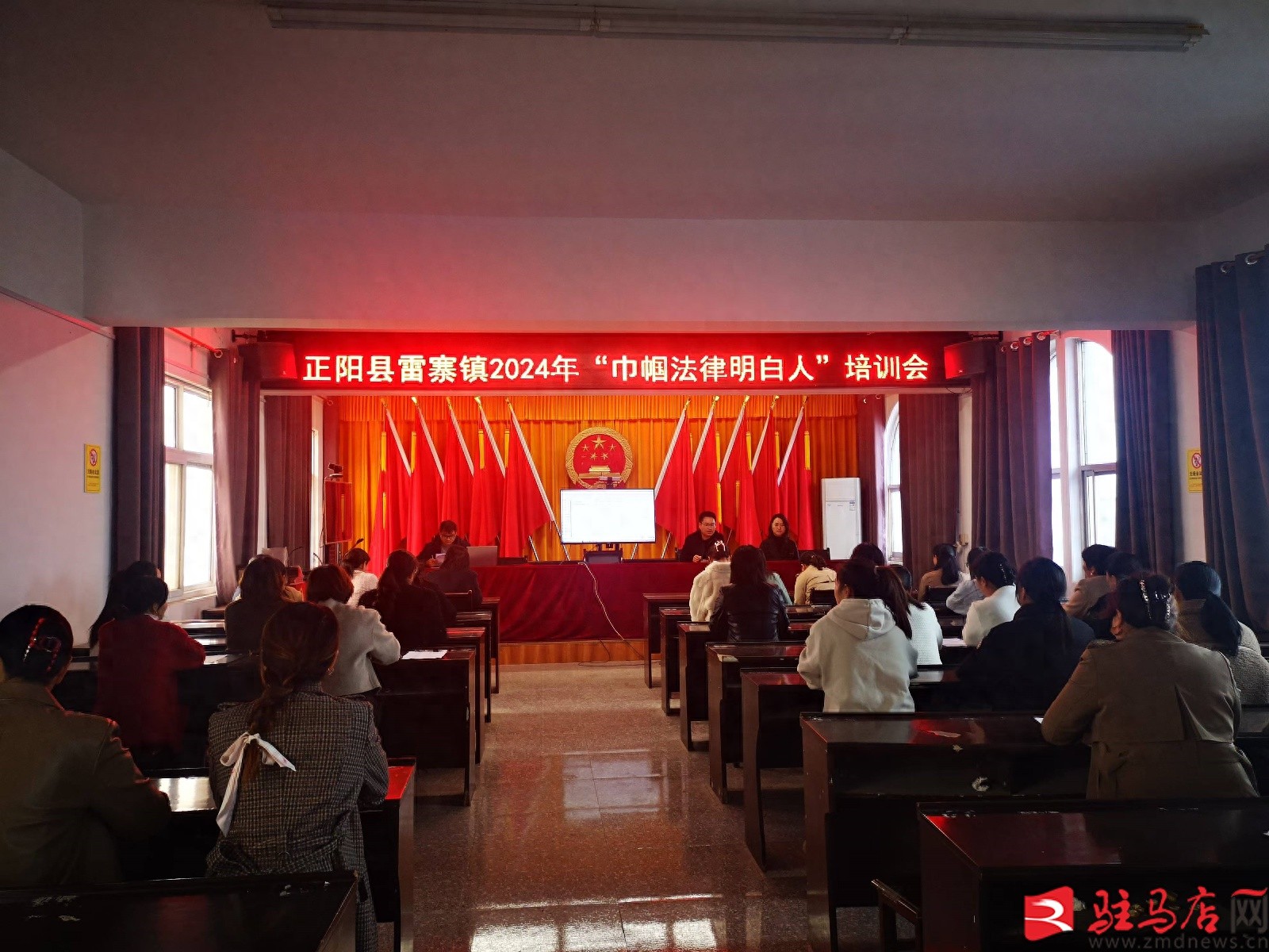 揭秘女性维权新武器：法律如何为女性撑腰，让你不再沉默