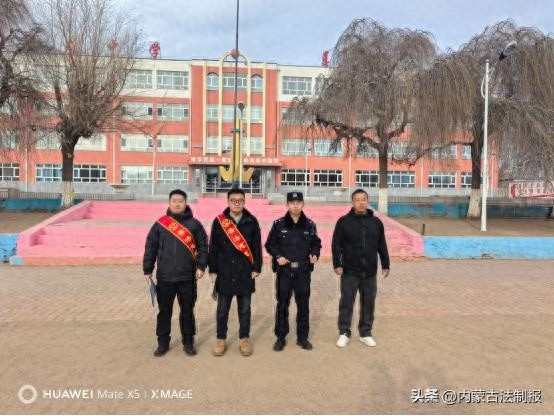 与法同行，法护‘春蕾’：杜尔基中学法治宣传活动震撼来袭，守护未成年人安全成长