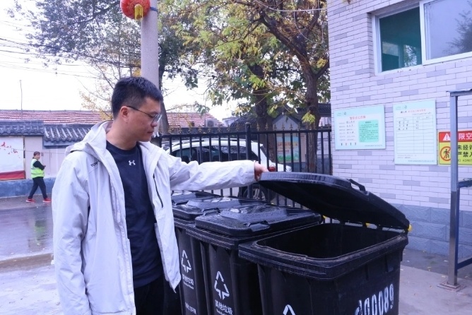 揭秘城市垃圾分类新风尚：突击检查下的街道环境大变样  第2张