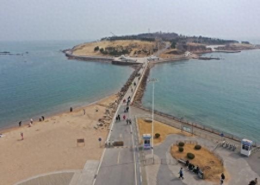 2024青岛崂山城市微更新：48个项目让城区焕新，小麦岛桥浪漫亮相，打造网红地标