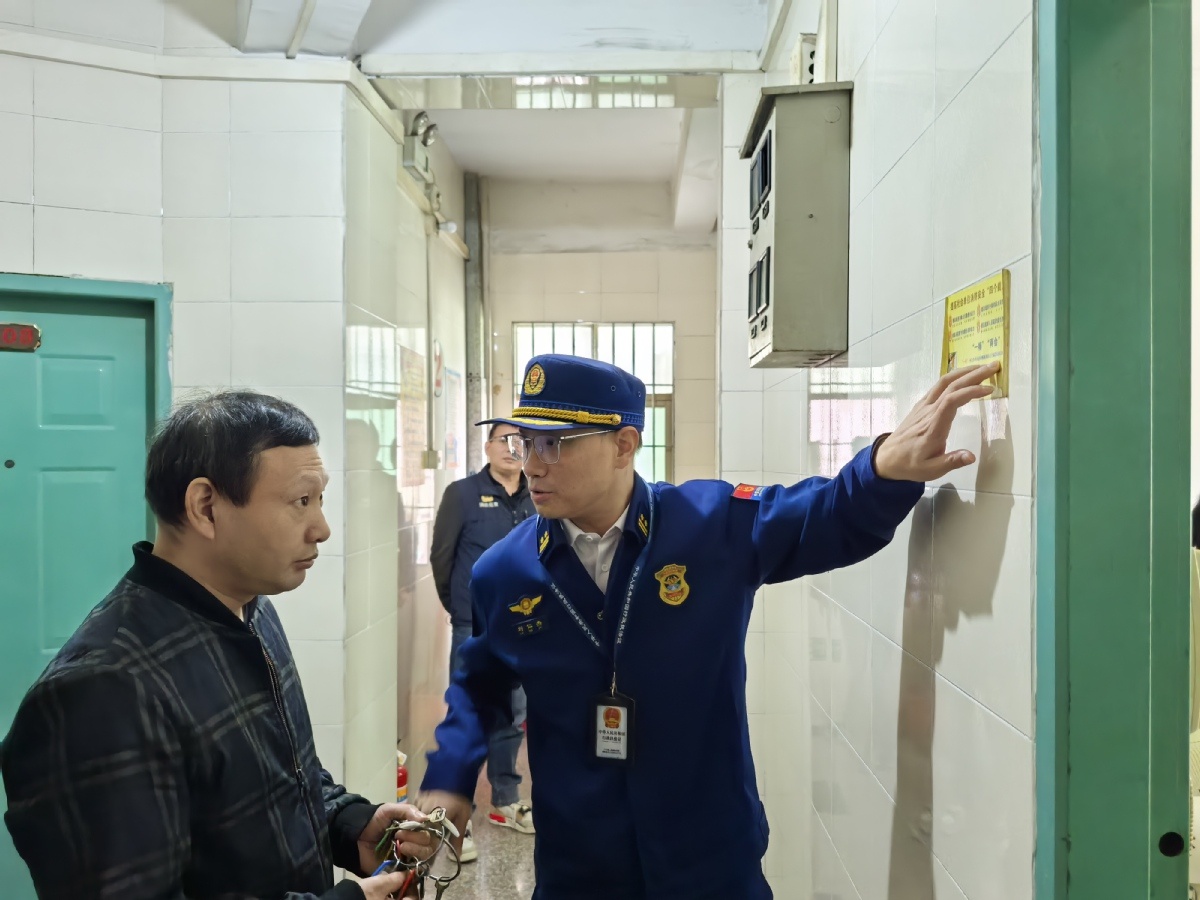 冬春火灾高发季，樟木头多方联合排查隐患，确保安全无忧  第2张