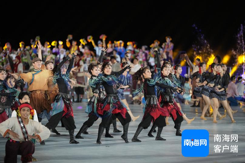 11月26日三亚盛大民族大联欢，扬帆起航海南情，共筑中国梦  第5张