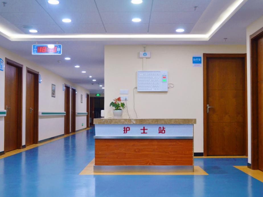 脊柱侧弯：青少年健康隐形杀手，如何预防影响一生的脊柱畸形？  第2张