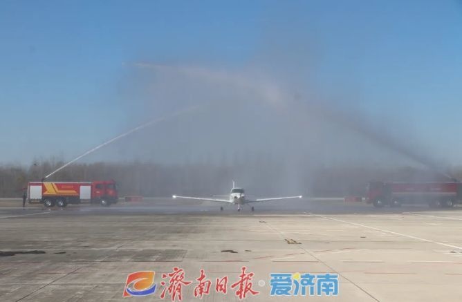 重庆至济南私人订制航线首航成功，开启低空经济新纪元  第2张