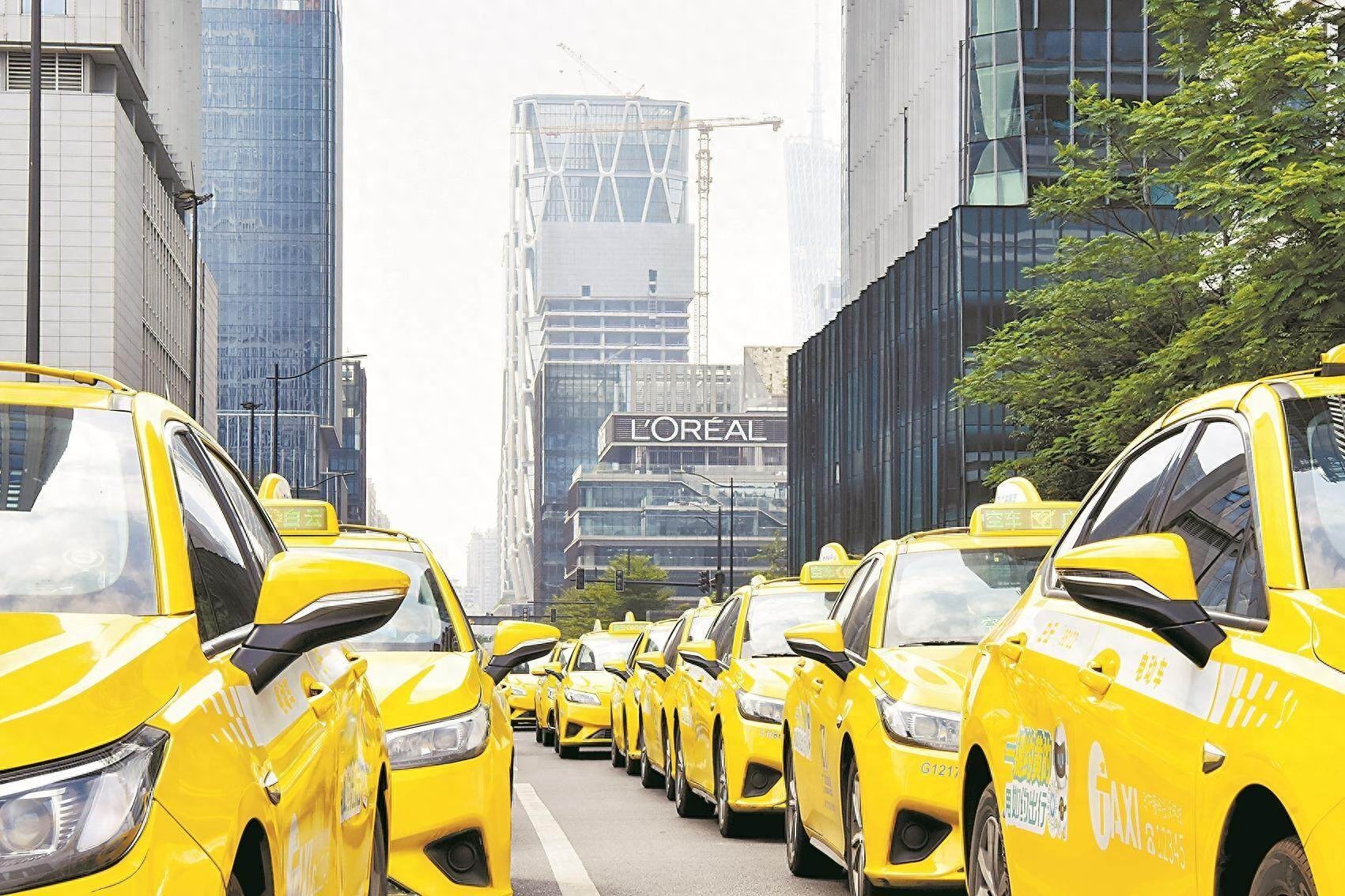广州出租车运价大调整！高峰时段涨价10%，平峰时段降价10%，你准备好了吗？  第1张