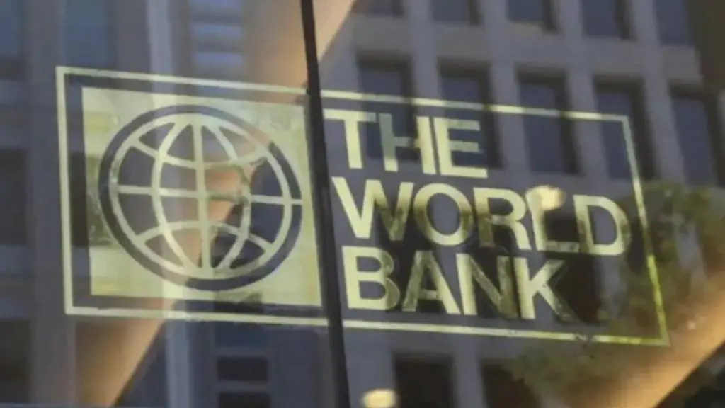 世界银行最新预测：中国GDP增长率上调至4.9%，结构性改革如何重振经济增长？  第1张