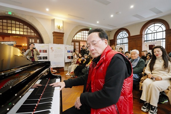 89岁作曲家陈钢教授亲临上海音乐学院，揭秘蔡元培美学理念的百年传承与音乐之美的探索之旅  第2张