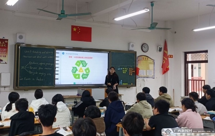 南宁市第一职业技术学校50名骨干教师送教下乡，5位名师如何用一堂课改变乡村教育？  第2张