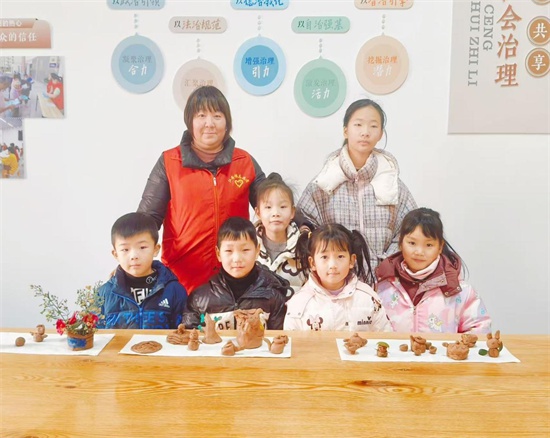 非遗绒花走进农家书屋：跨越时空的文化对话，让孩子们亲手触摸千年传统  第2张