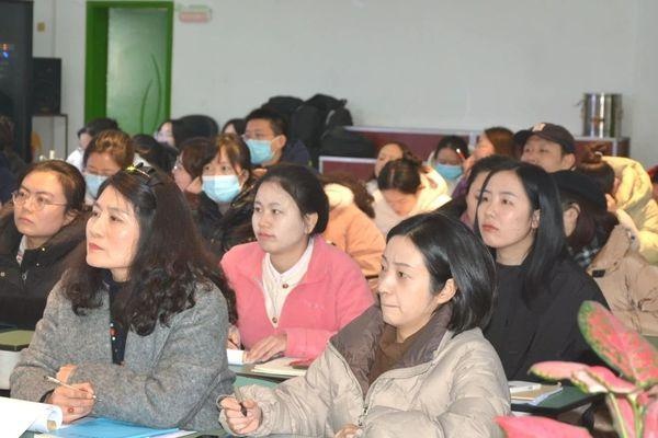 书香致远，课堂焕新：成都市锦江区小学如何通过城南旧事导读课激发学生阅读热情？  第4张