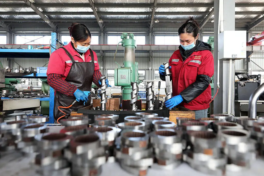 揭秘中国工业五年巨变：423.6万家企业如何实现高端化、智能化、绿色化发展？