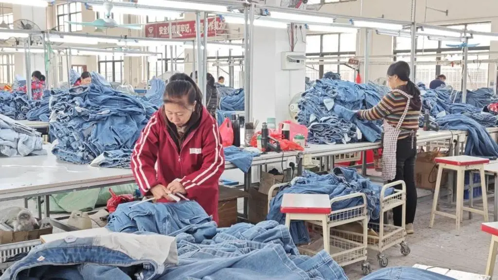 从外出打工到企业回归：兴国县如何吸引数十万工人返乡创业？