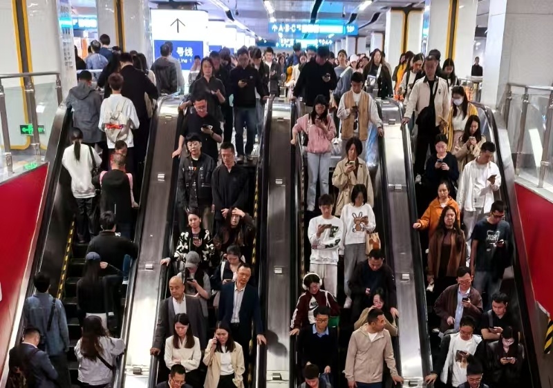 成都地铁1号线日均80万人次！揭秘上班族最忙碌的通勤线  第3张