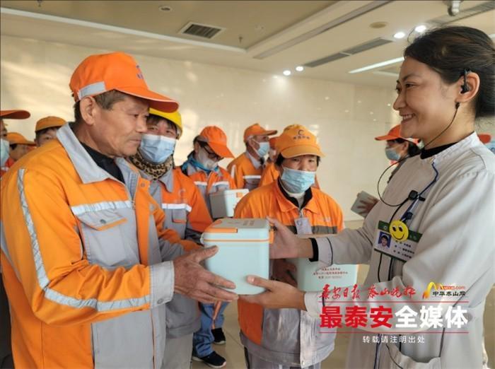 泰晟环境携手八十八医院，为环卫工人送上爱心健康体检  第8张