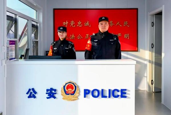 长春西站惊现最亮警务室，旅客报警求助一步直达  第7张